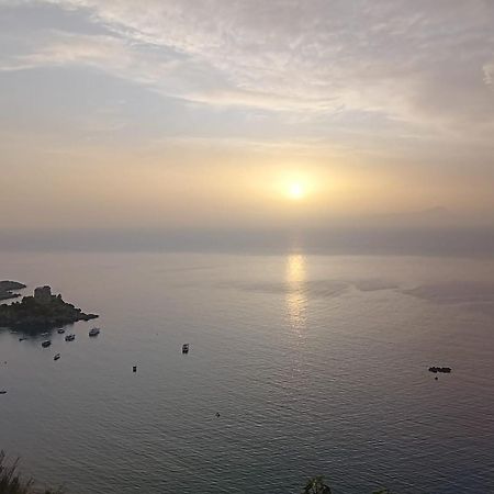 Hotel Villa Principe Сан Никола Арчела Екстериор снимка